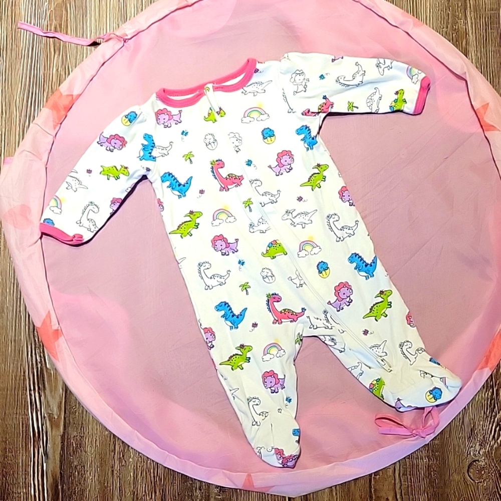 Baby clothes